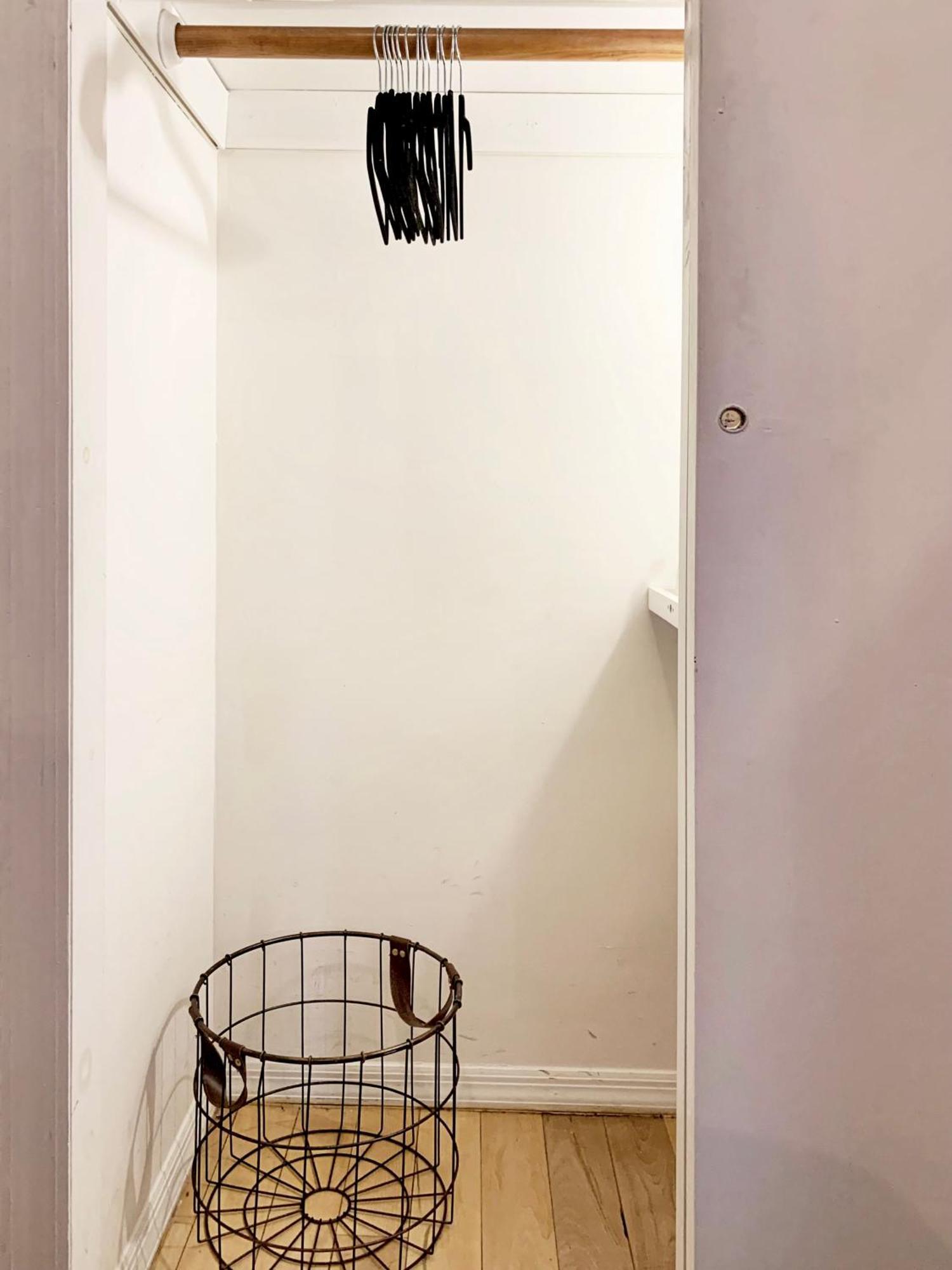 Terracotta - Small Private Bedroom In Les Homestay *