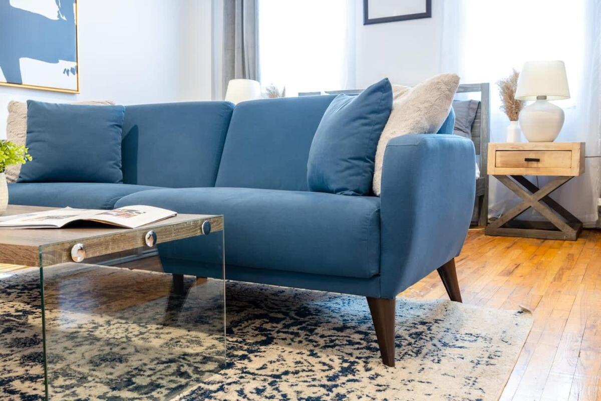 350-ga Spacious Gramercy Sleeps 3