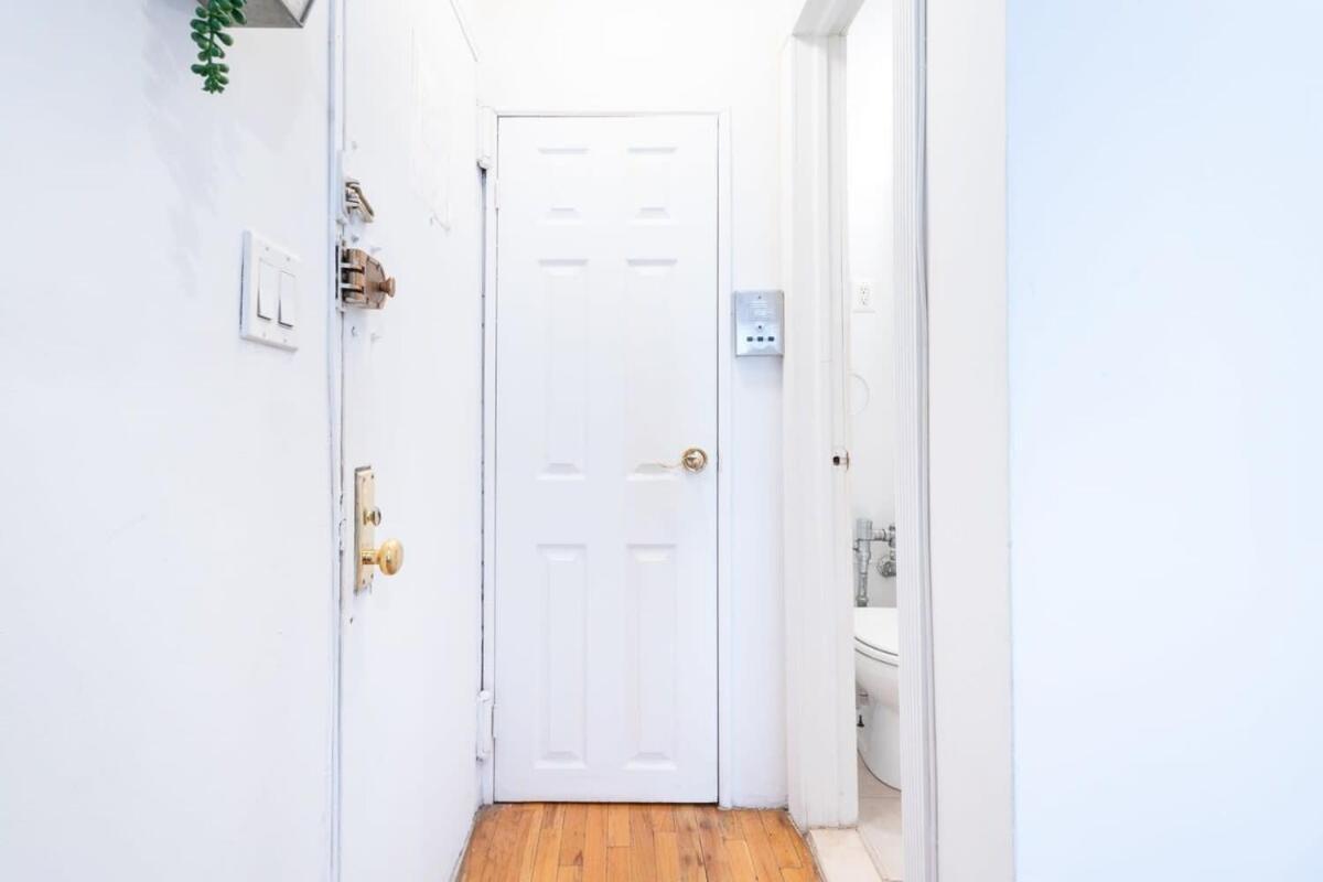 350-ga Spacious Gramercy Sleeps 3