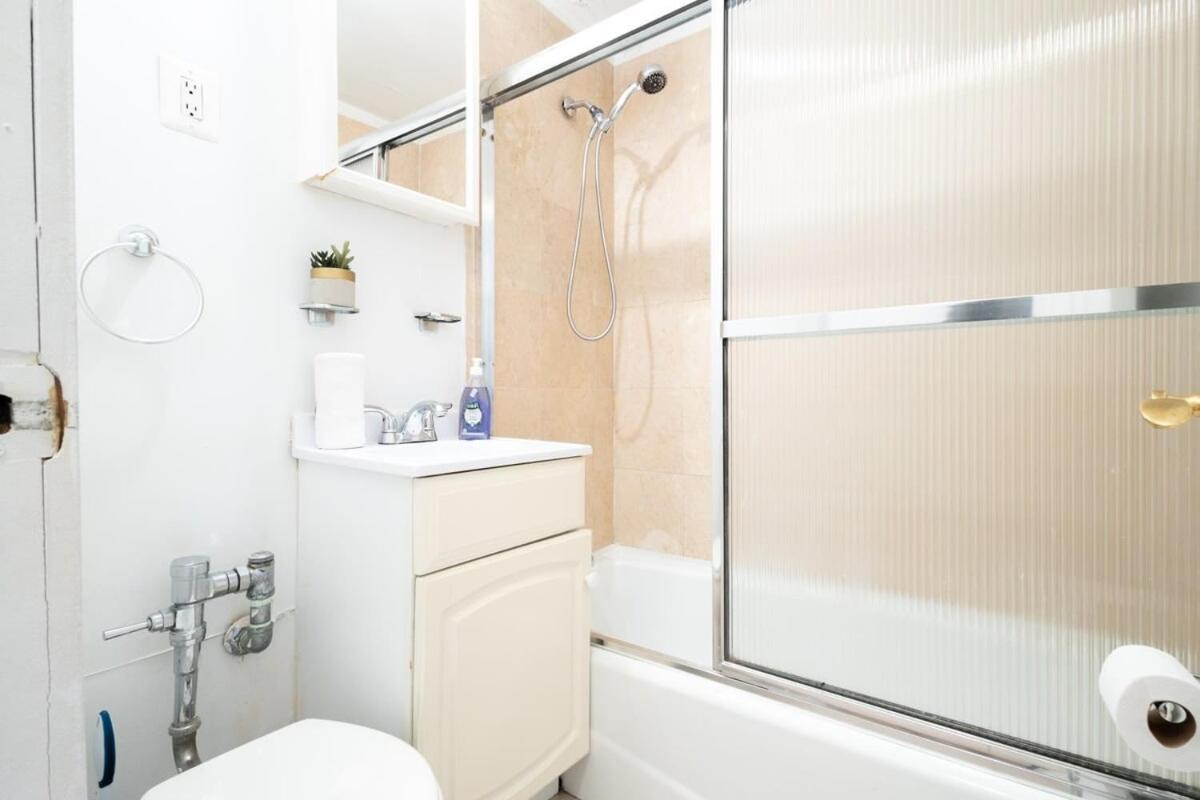 Apartment 350-ga Spacious Gramercy Sleeps 3 *