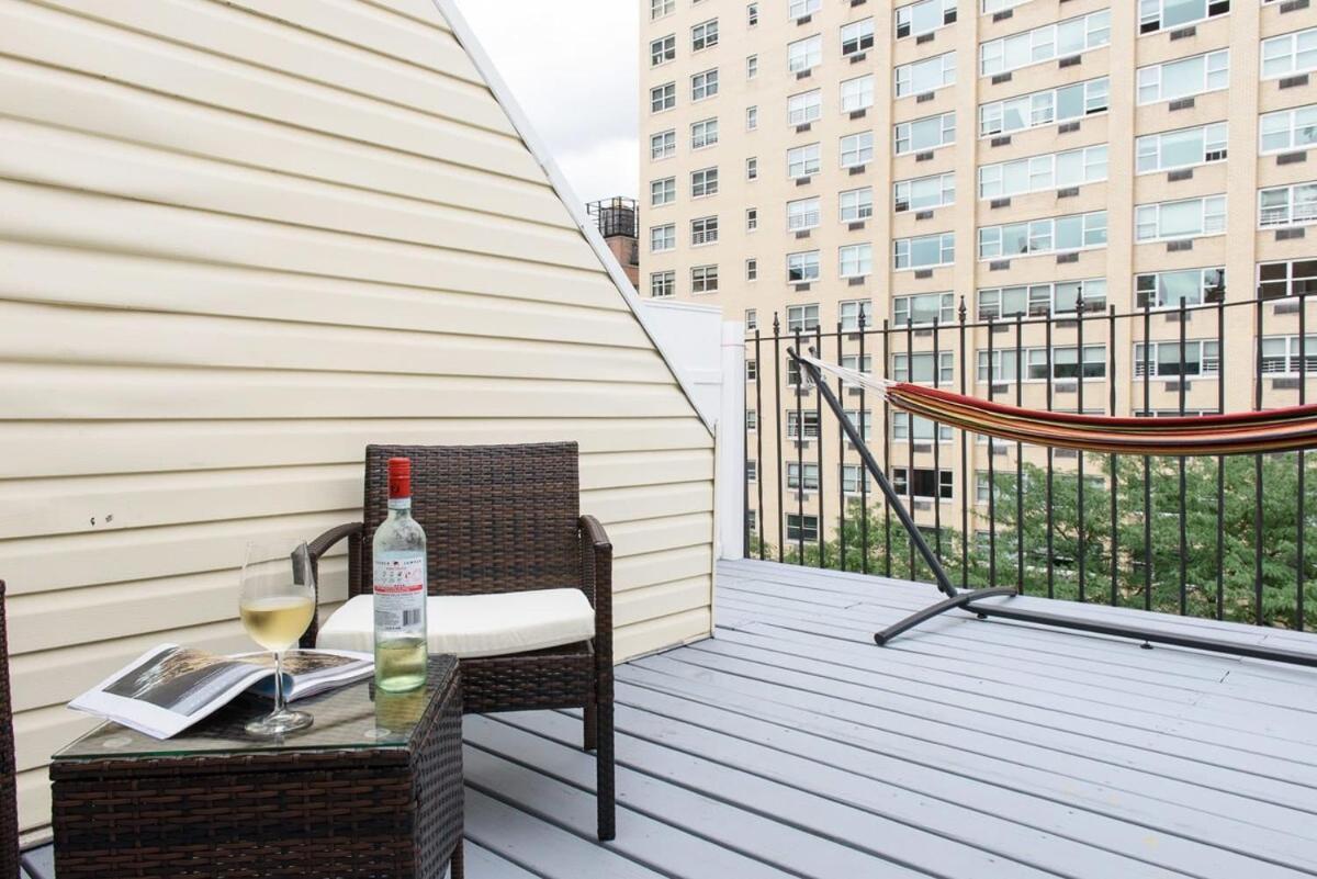 1597-phs New 1br-2bath Ph Duplex Outdoor Deck New York