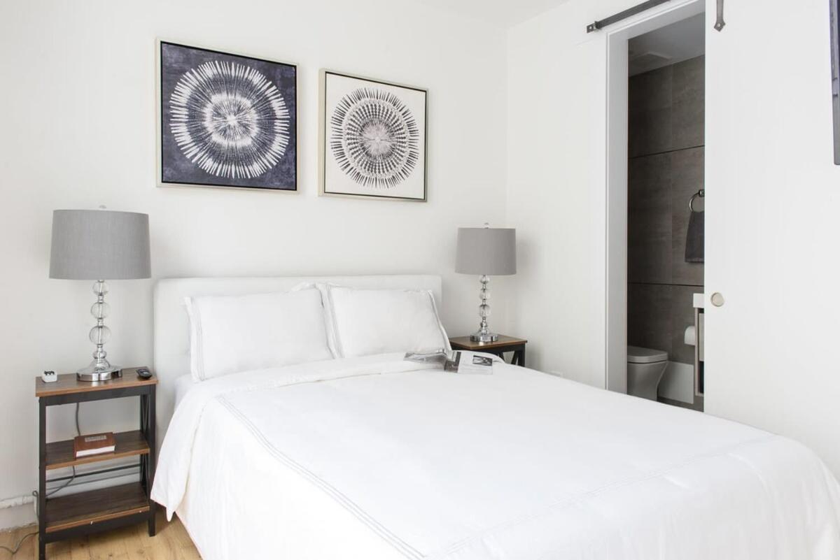 1597-phs New 1br-2bath Ph Duplex Outdoor Deck New York