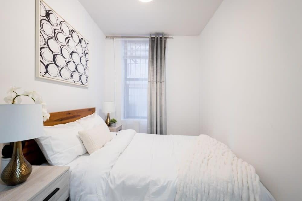 Apartment 1435-2 3 Bedrooms 2 Bath Wd Ues