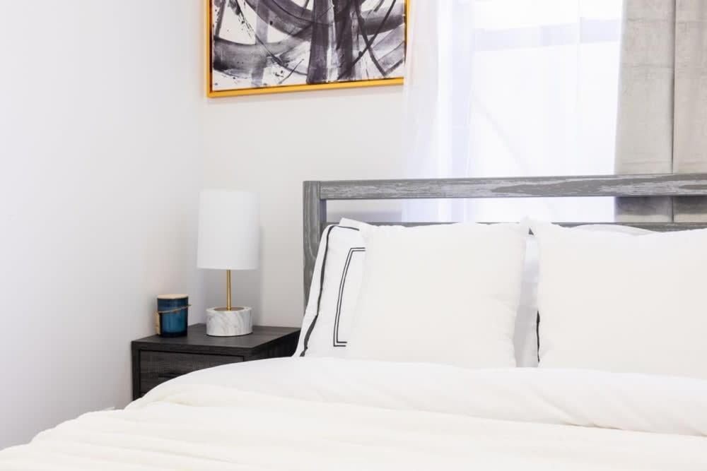 Apartment 1435-2 3 Bedrooms 2 Bath Wd Ues *