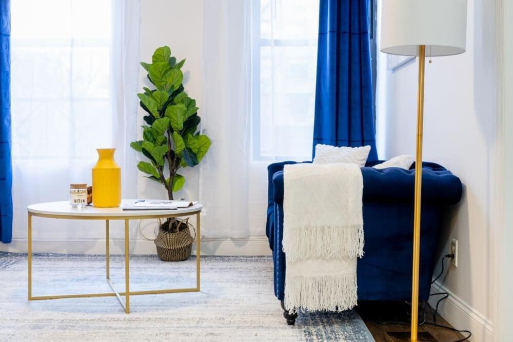 1435-2 3 Bedrooms 2 Bath Wd Ues *