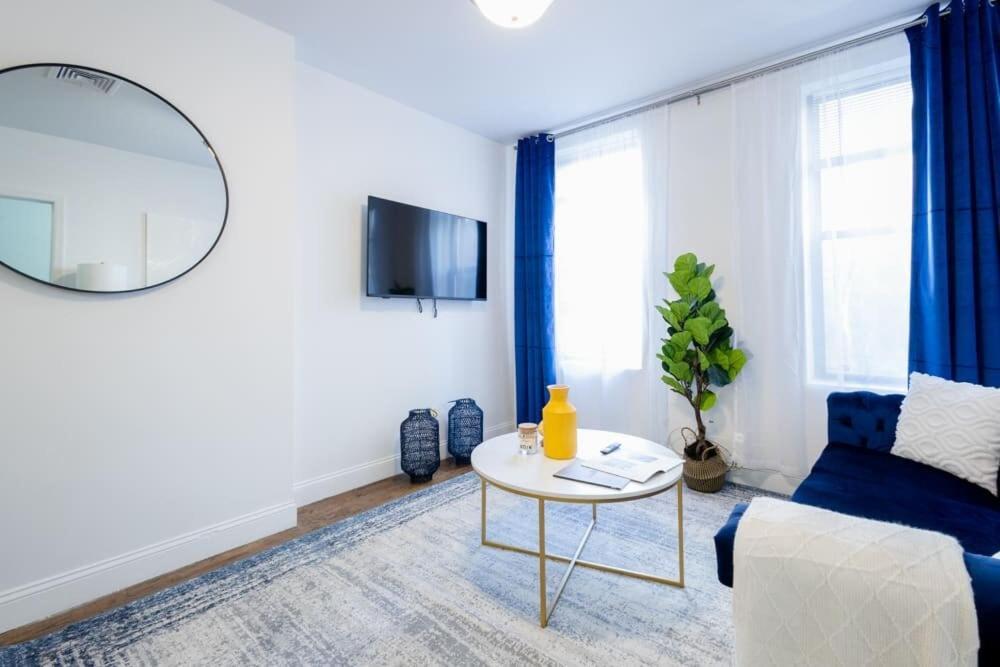 1435-2 3 Bedrooms 2 Bath Wd Ues