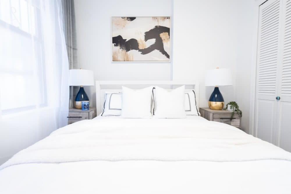 1435-2 3 Bedrooms 2 Bath Wd Ues Apartment