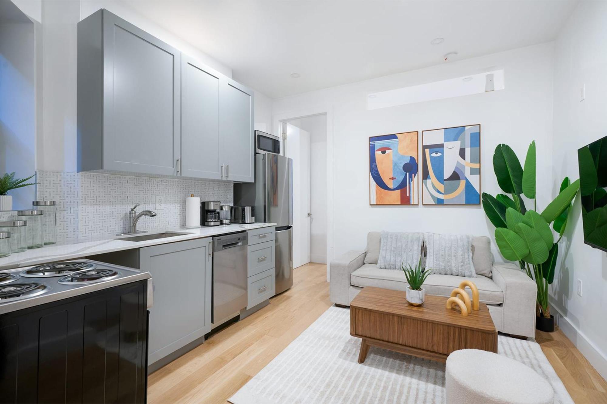 Apartment 1290-3 New Renovated 2 Bedrooms In Ues New York