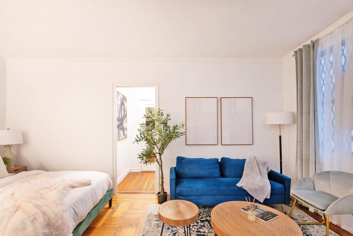 105-1g In Park Ave Location * New York