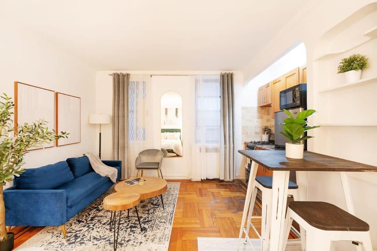 Apartment 105-1g In Park Ave Location