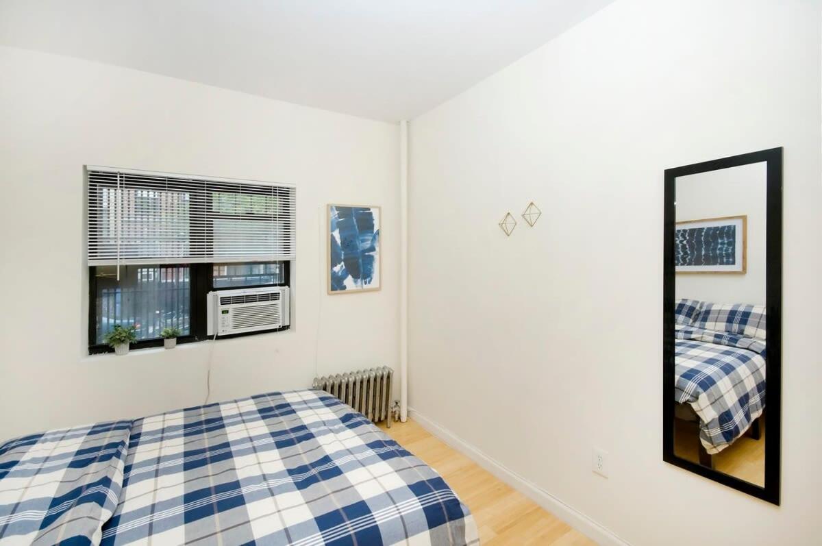 102-1a Value 2br Near Park New York