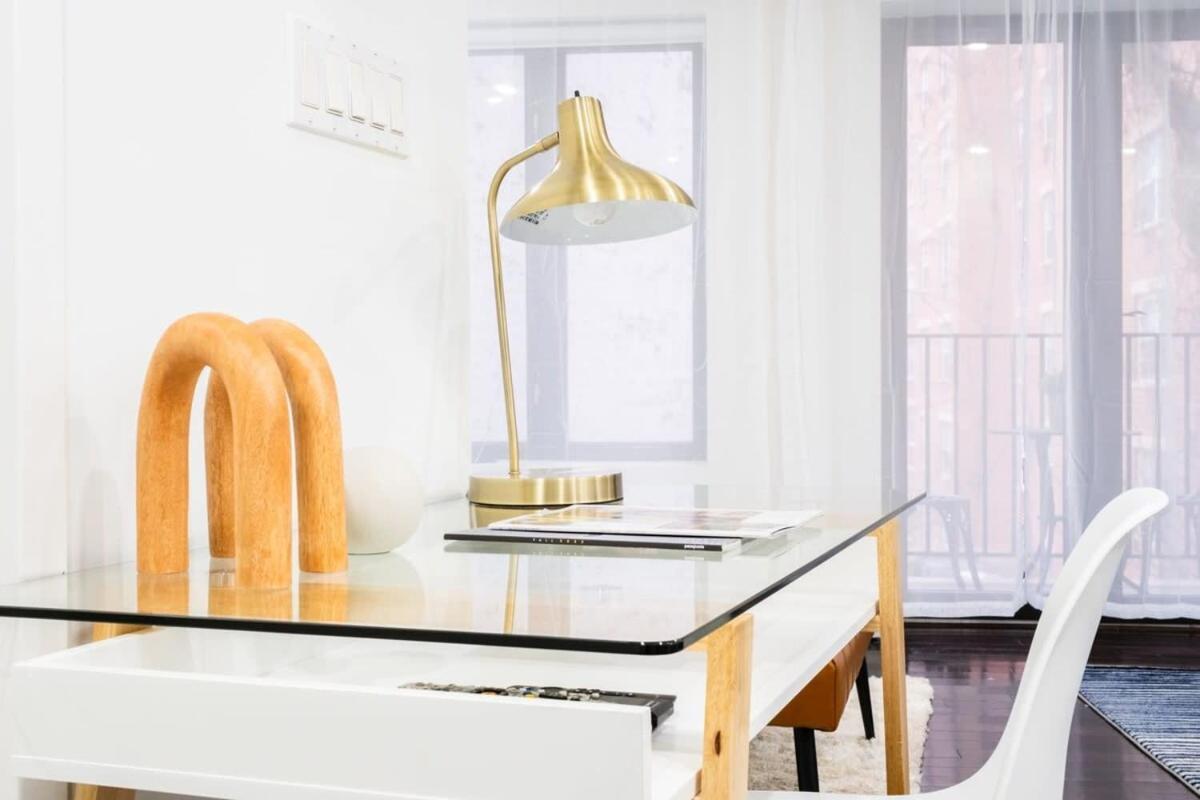 809-3b With A Balcony By Columbus Circle Apartment New York