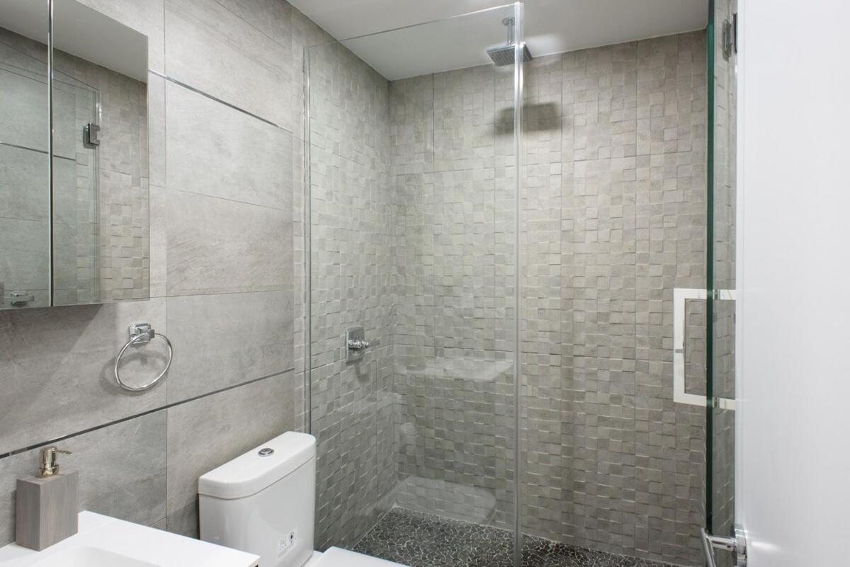 Apartment 75-1c New 1br Prime Ues W&d New York