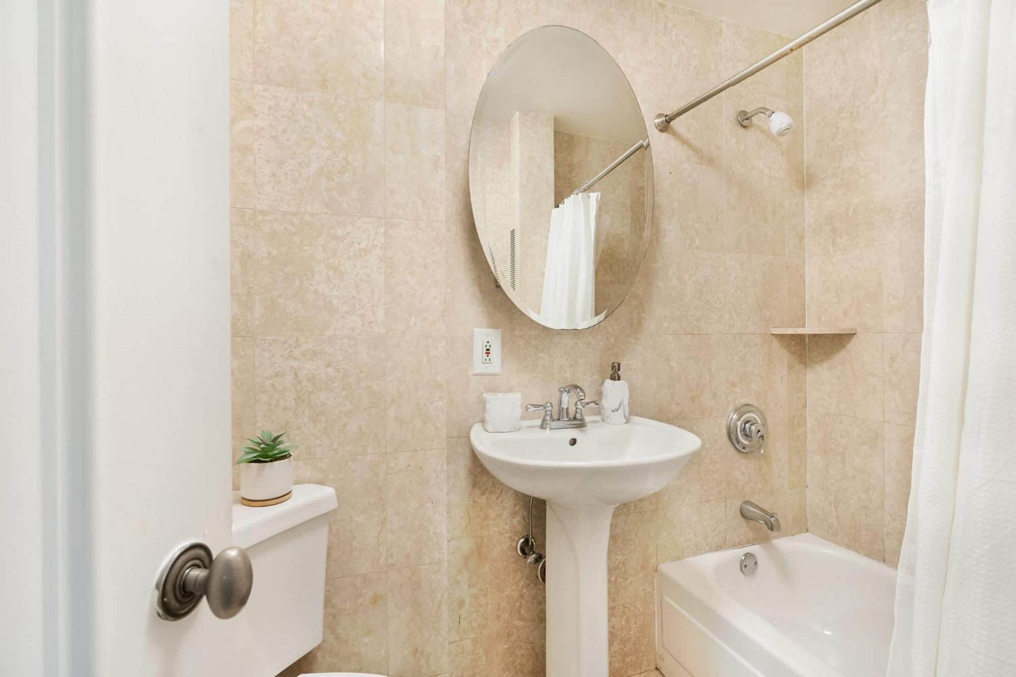 73-1406 New 1br 1bth Uws Doorman Gym Apartment