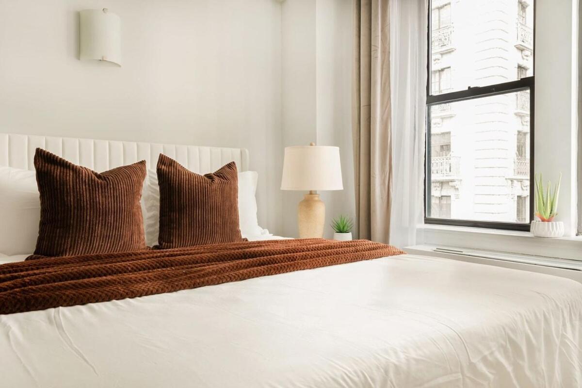 73-1004 New Uws Doorman Gym Apartment New York