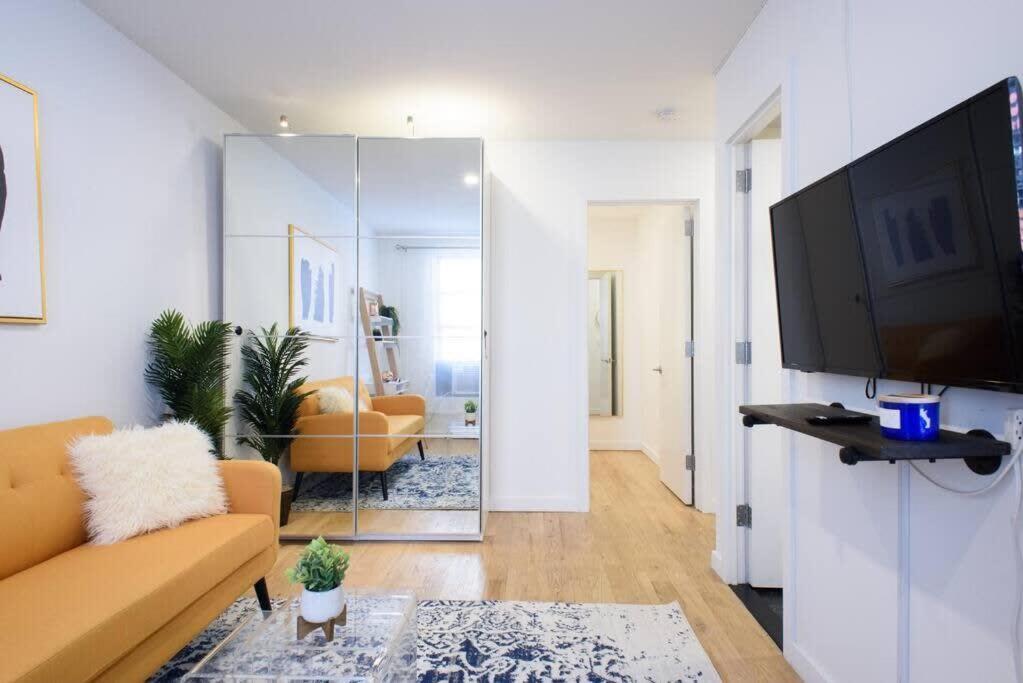 69-3d Charm Prime Lower East Side Brand New 1br New York