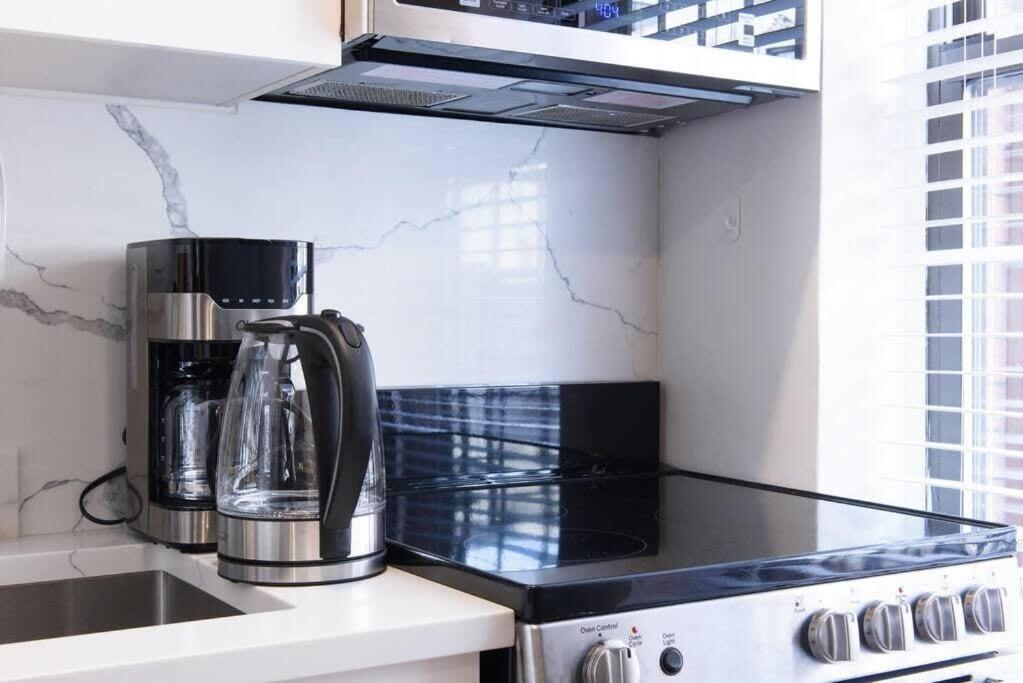 Apartment 69-3d Charm Prime Lower East Side Brand New 1br New York