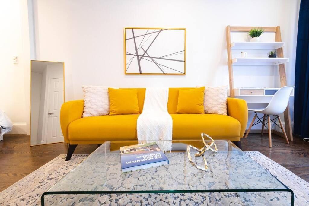 69-3c Stylish Lower East Side 1br