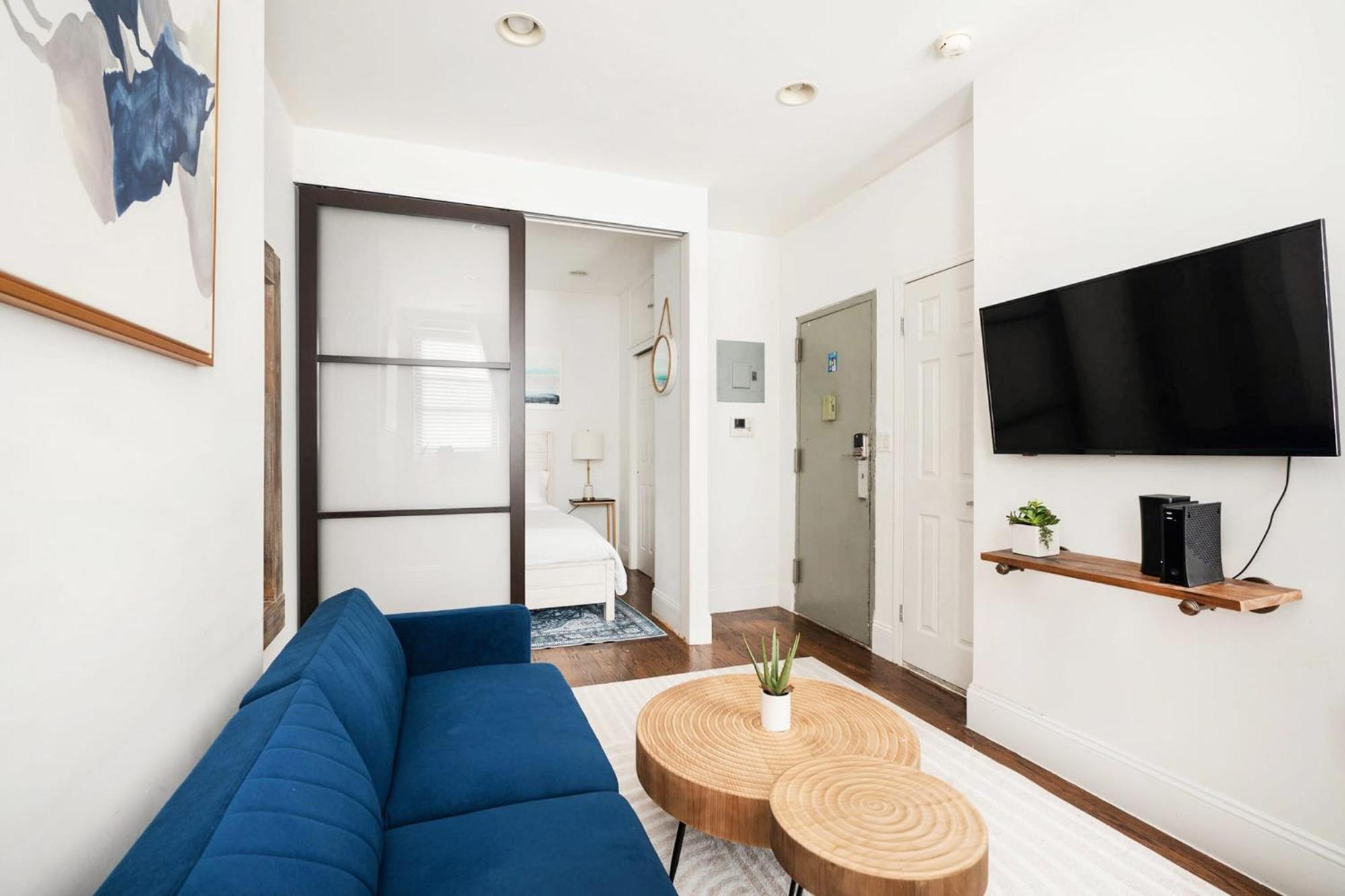 69-2b Prime Lower East Brand New 1br New York