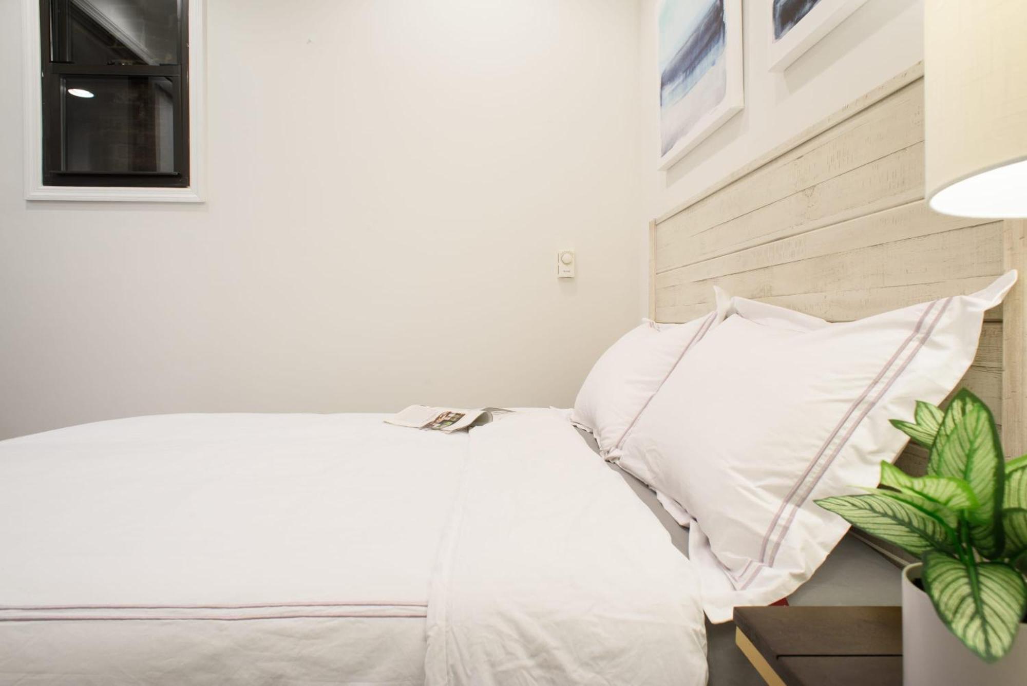 69-2b Prime Lower East Brand New 1br * New York