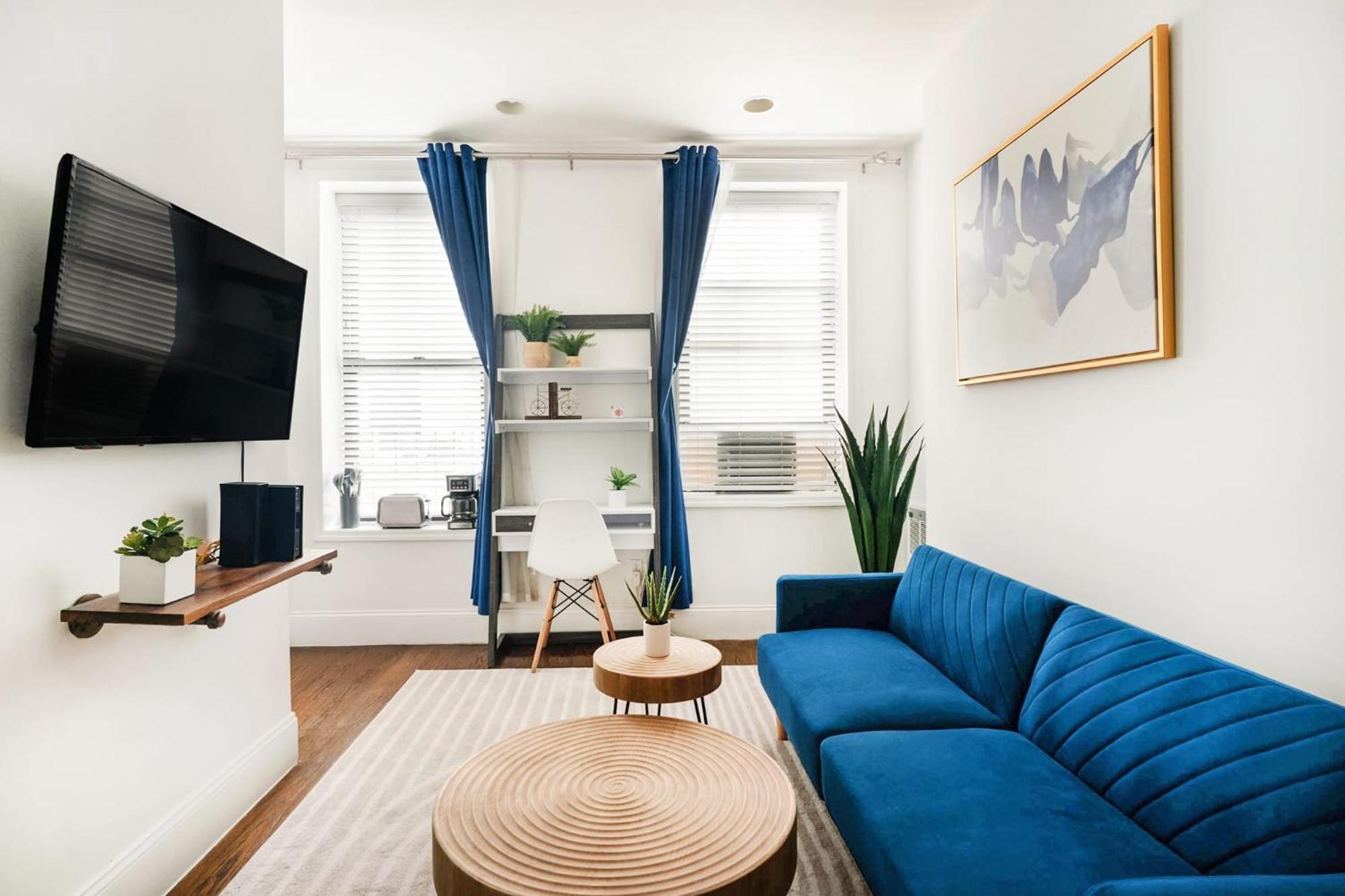 69-2b Prime Lower East Brand New 1br *