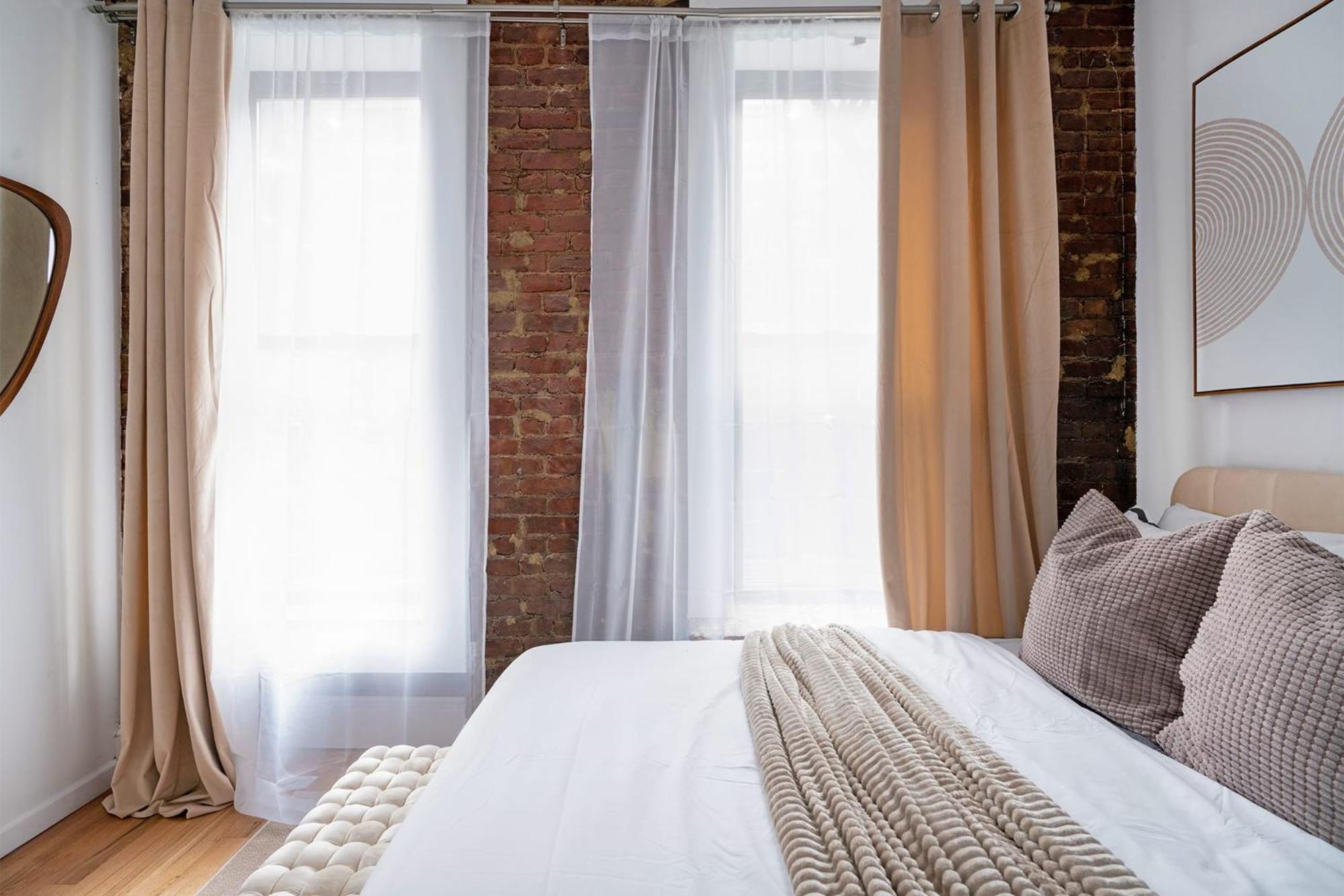 Apartment 153-1g Newly Renovated 2br Lower East Side
