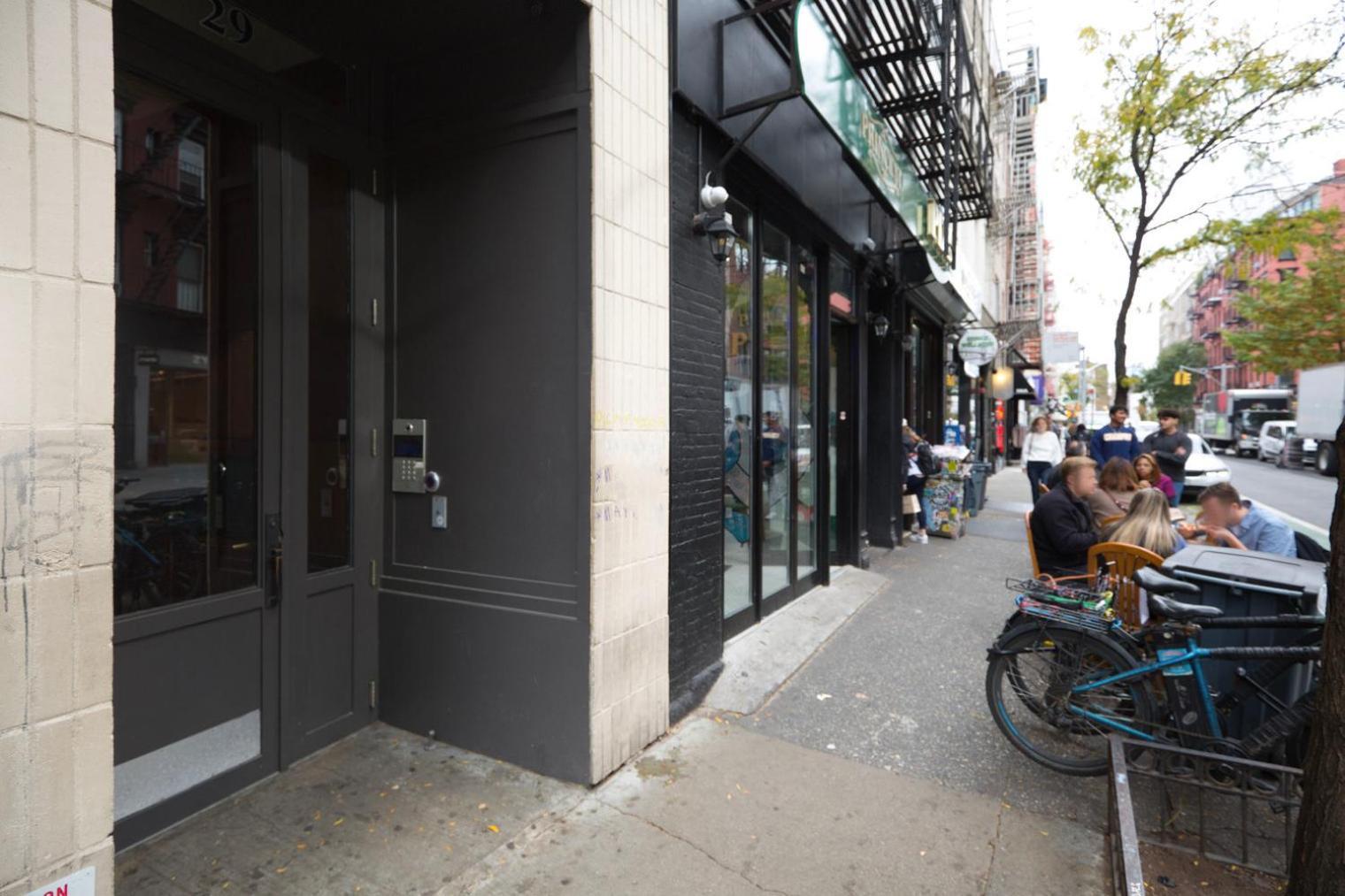 Nolita 2br W 3 Terraces Elevator Wd Nr Soho Nyc-1292 *