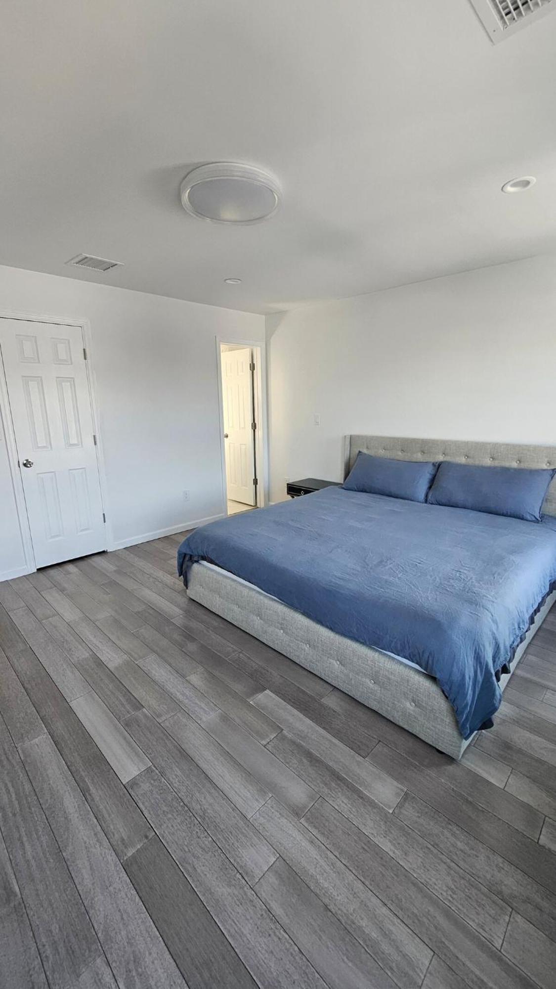 3 Bedroom Renovated Model House New York