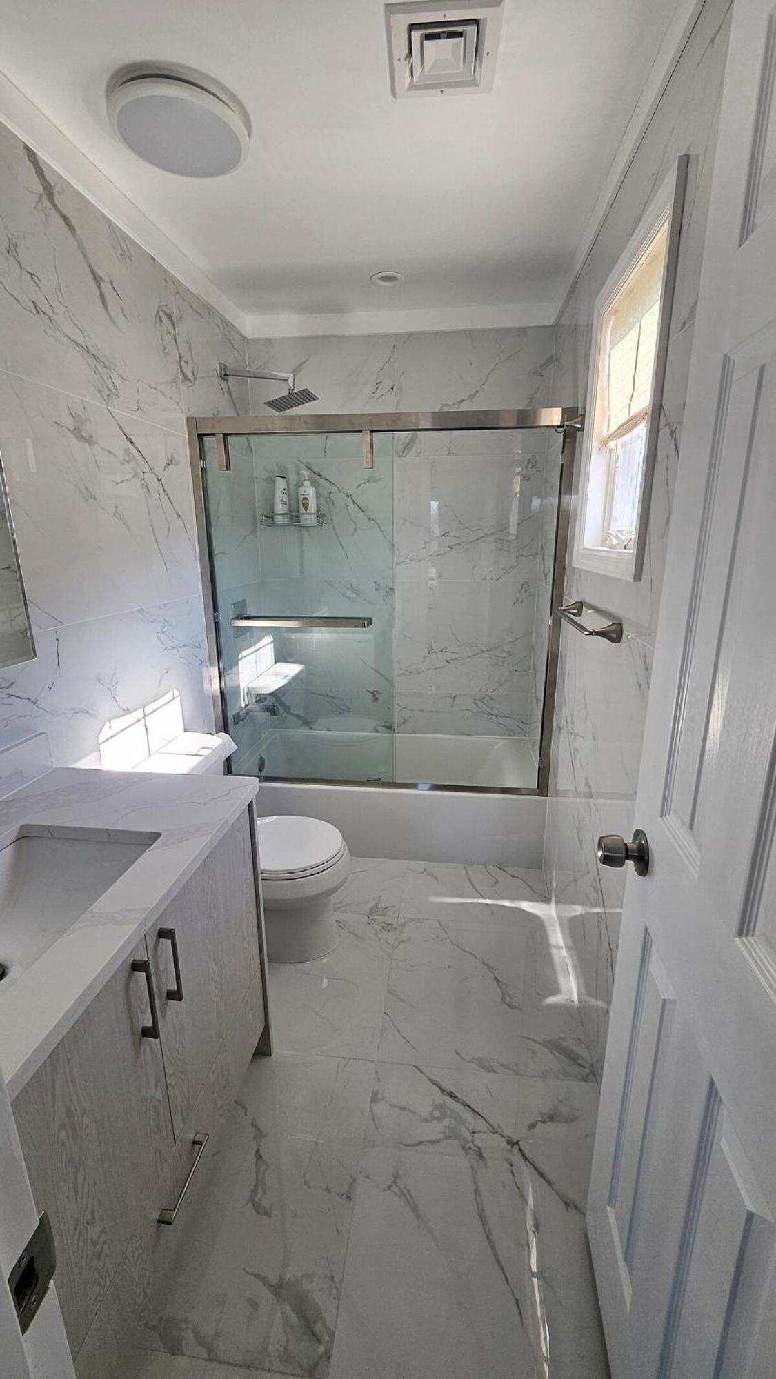 Villa 3 Bedroom Renovated Model House New York