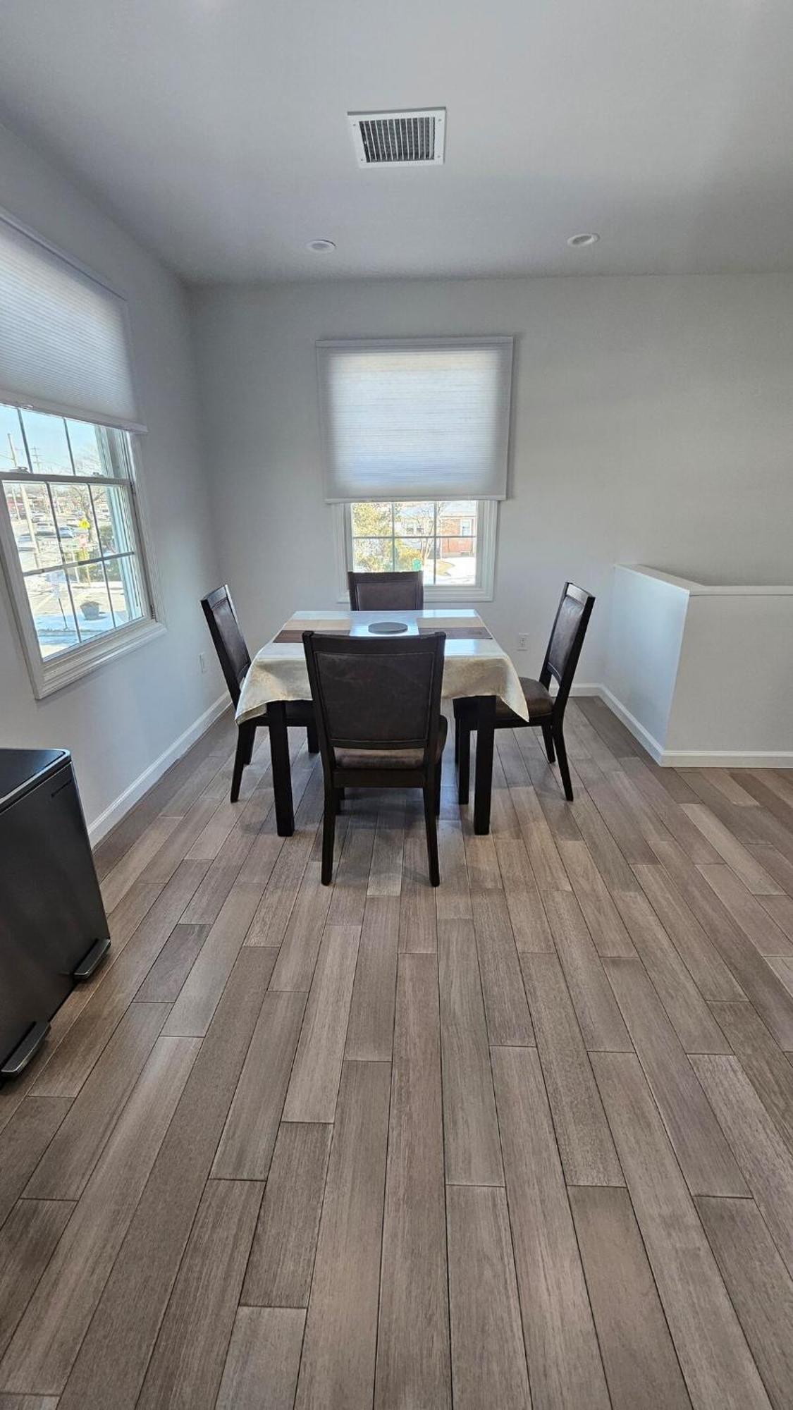 3 Bedroom Renovated Model House * New York