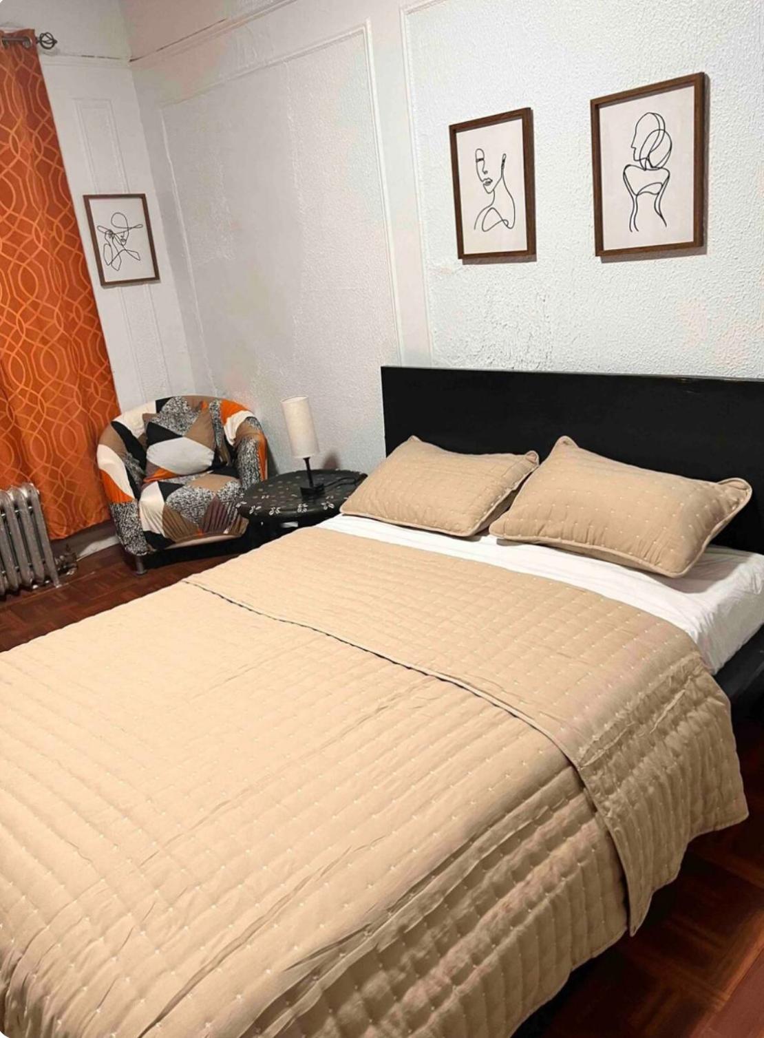Large And Spacious Facing A Beautiful Park Minutes Away From Manhattan