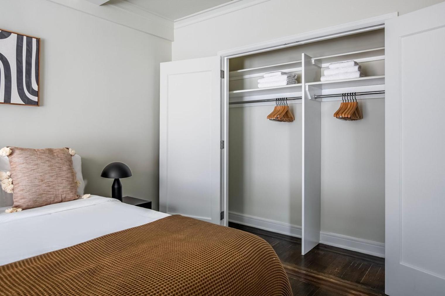 Uws 1br W Doorman Gym Close To Park Nyc-1242 Apartment *