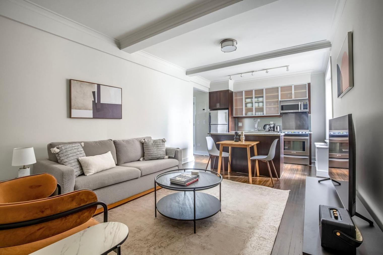 Apartment Uws 1br W Doorman Gym Close To Park Nyc-1242 *