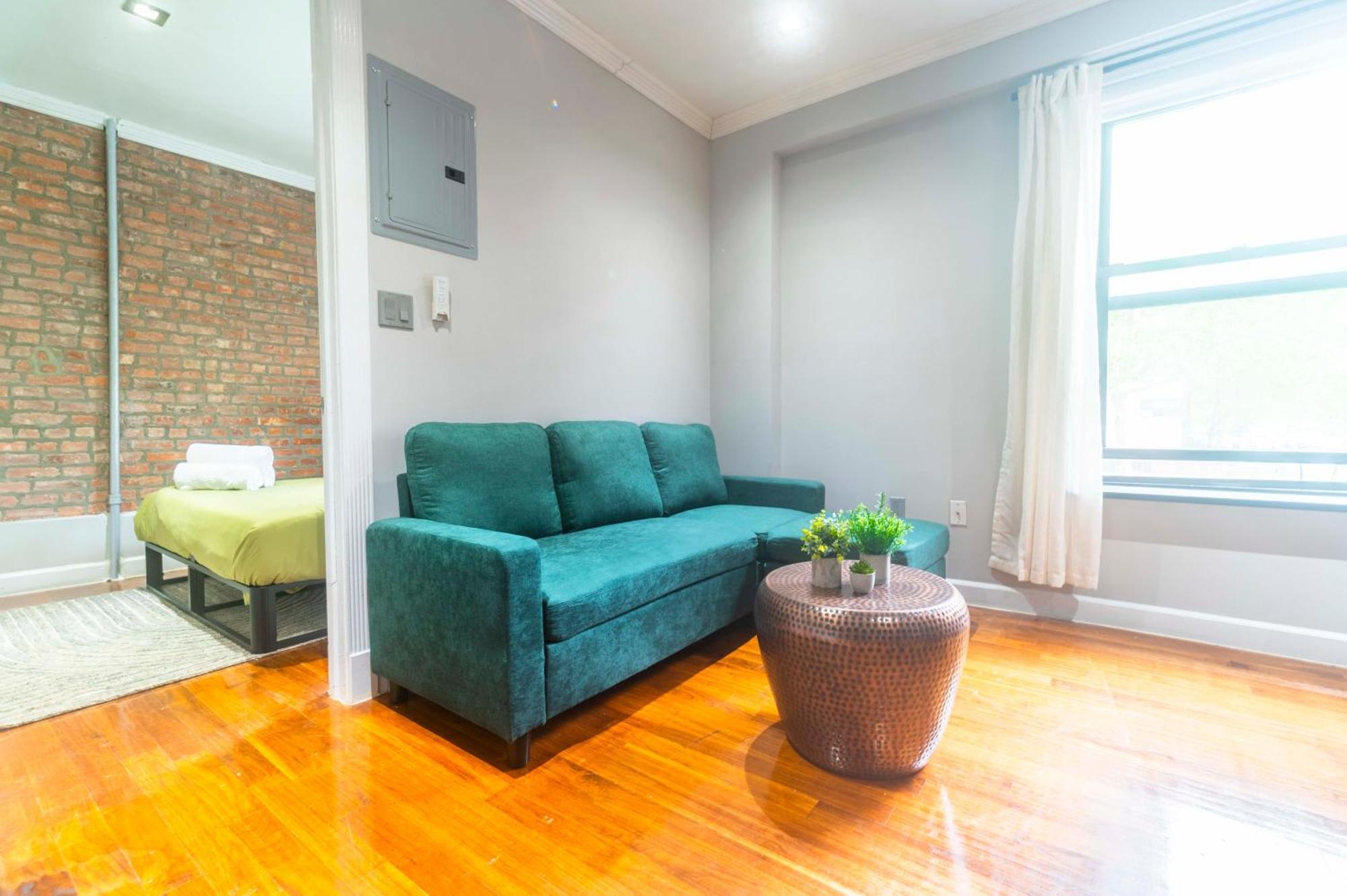 Stylish2 2br In Manhattan