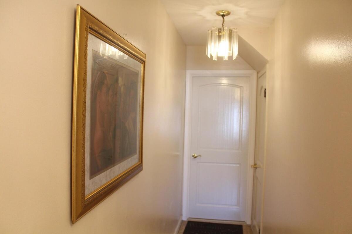 Guest house Spacious Comfy In Cozy Classy Duplex