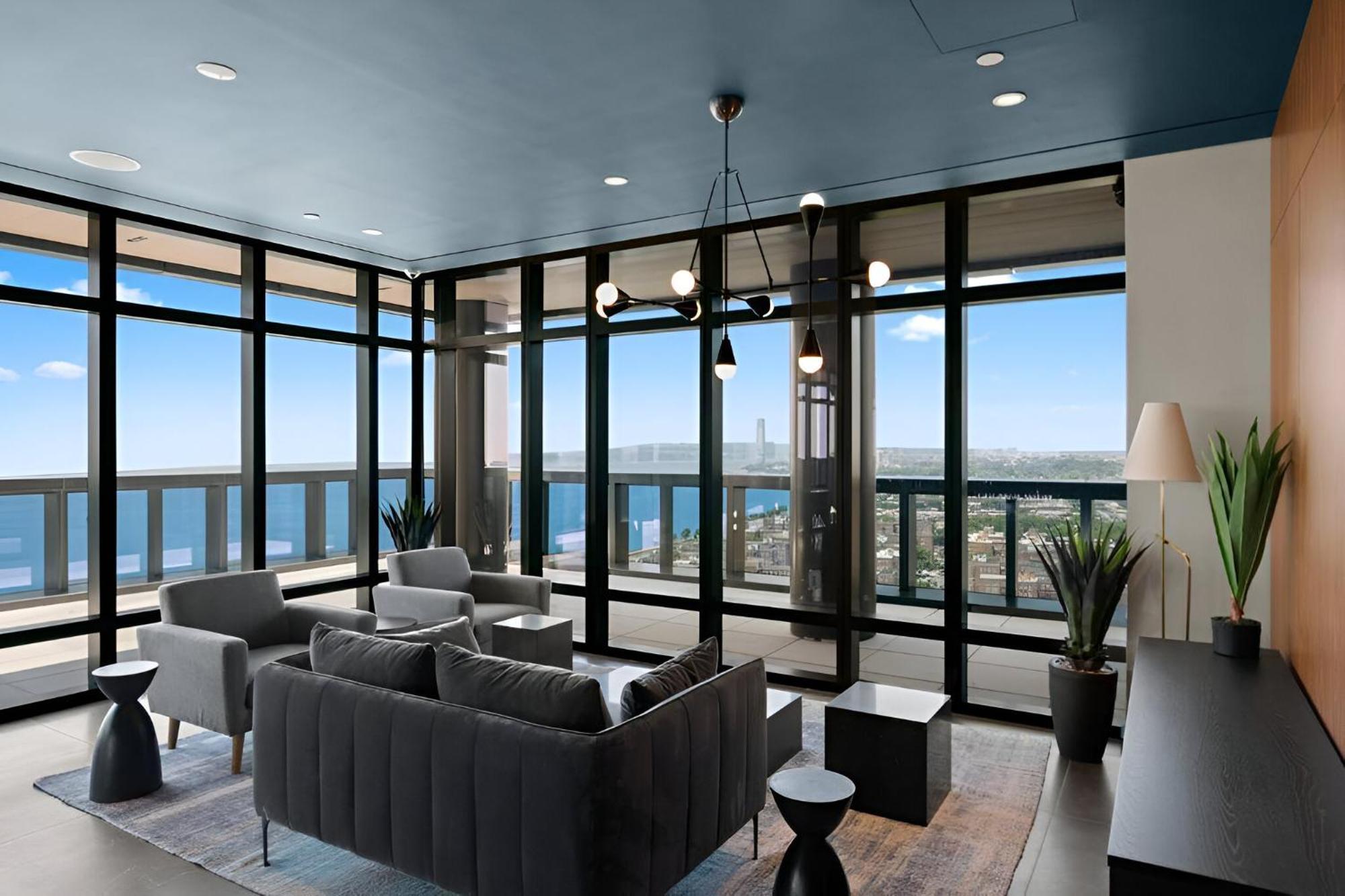 Luxury Meets Comfort Upscale In Brooklyn