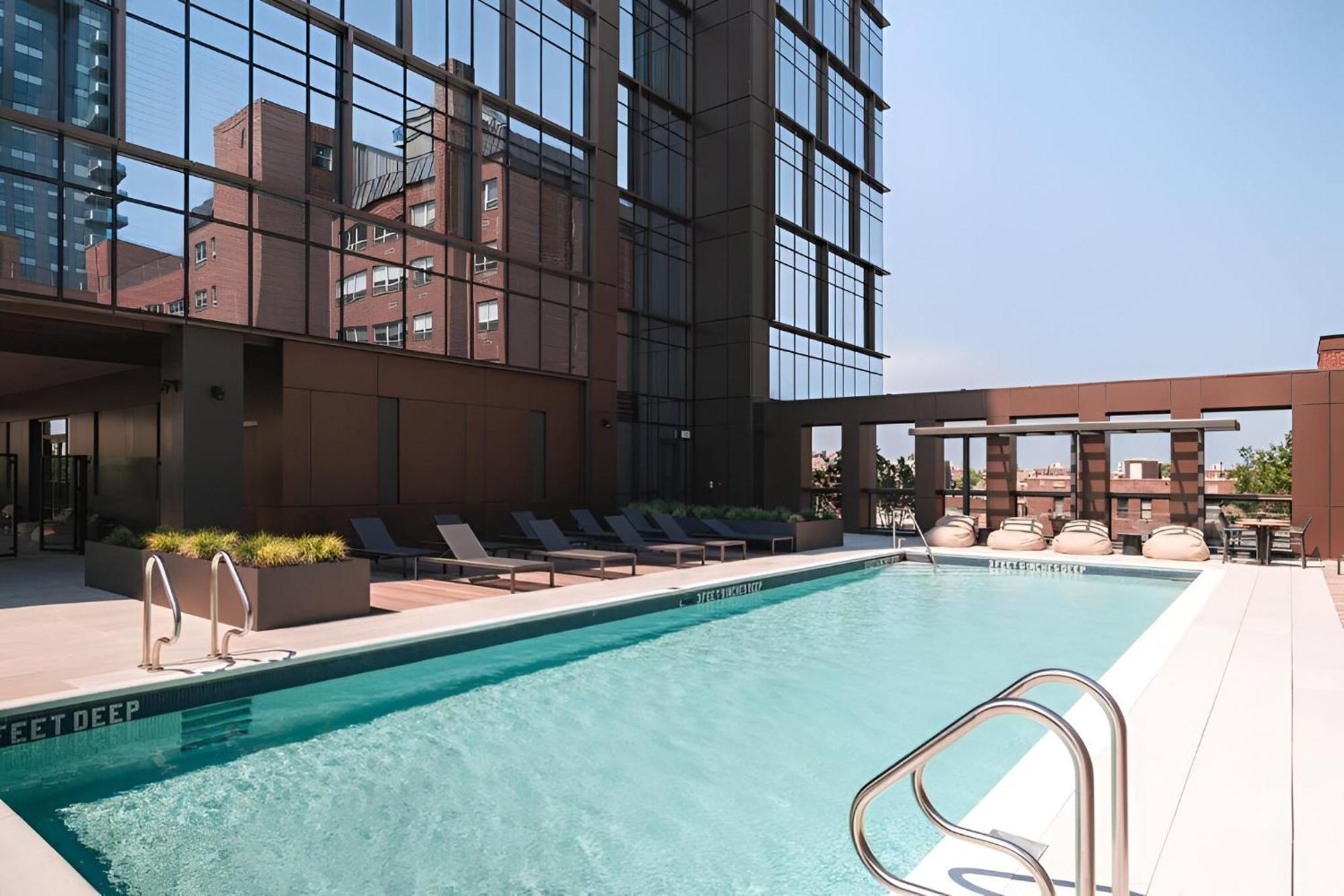 Apartment Luxury Meets Comfort Upscale In Brooklyn