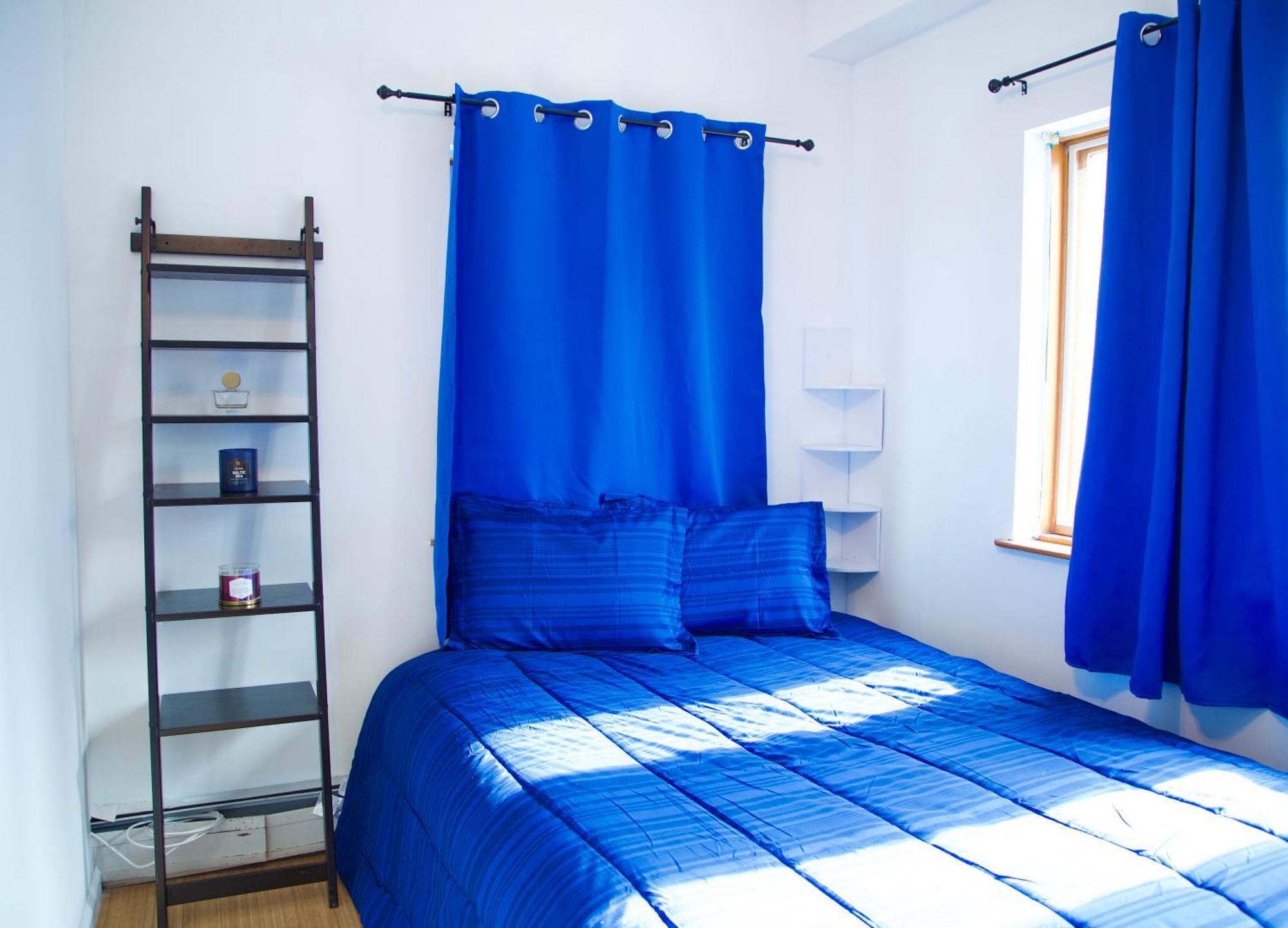 Brightonbeach2-comfy Room-close Ocean *