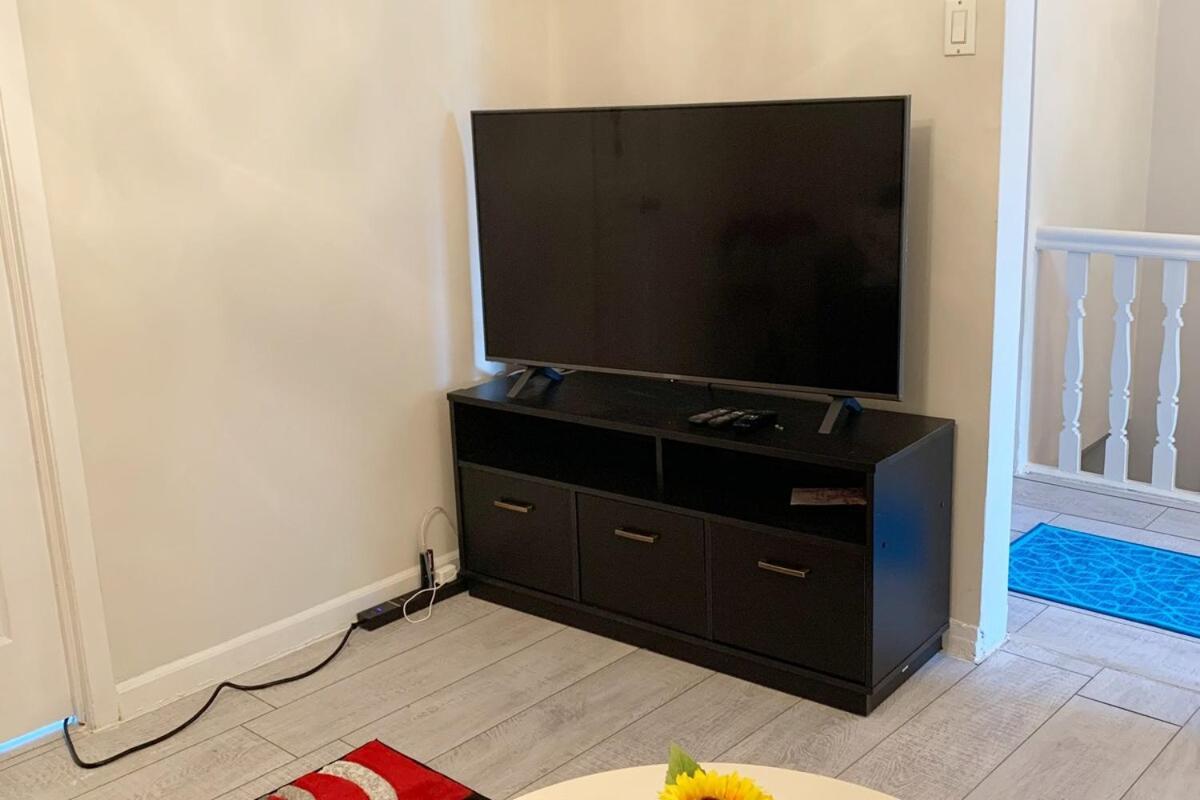 Cheerful 2 Bed In Heart Of Queens New York