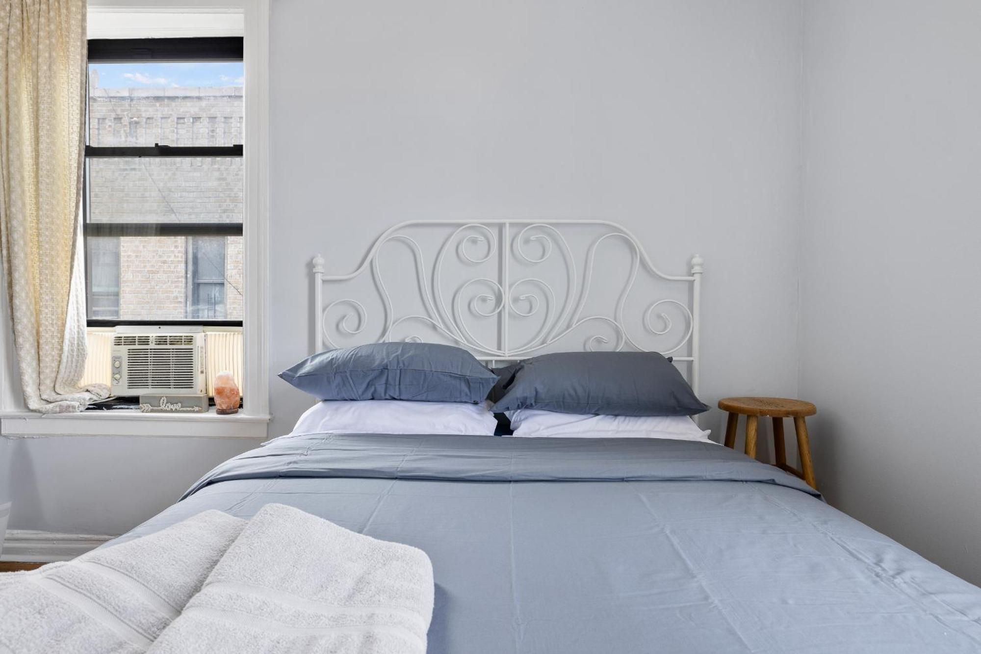 Live Upper Manhattan On A Budget Apartment New York