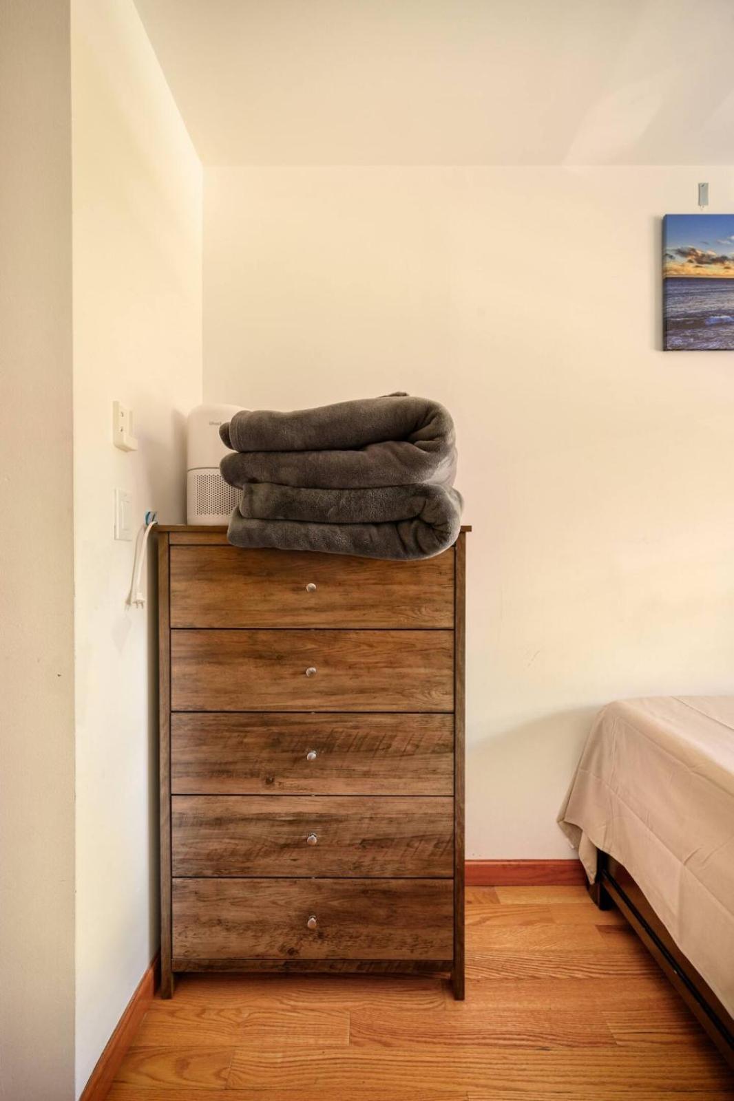 Large Private & Private Bathroom * New York