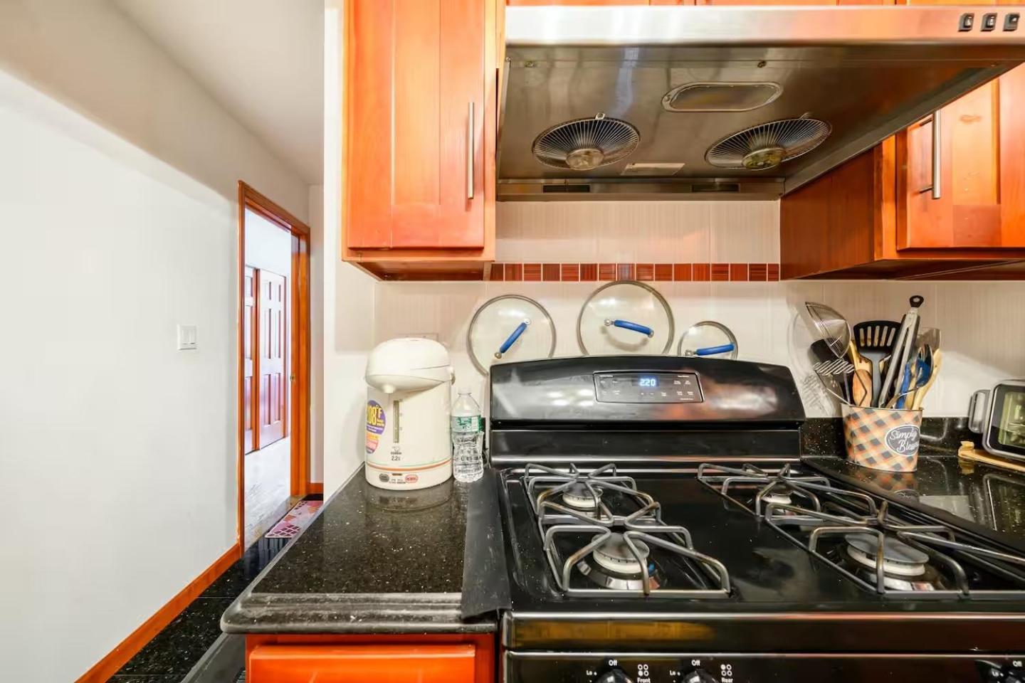 Large Private & Private Bathroom * New York