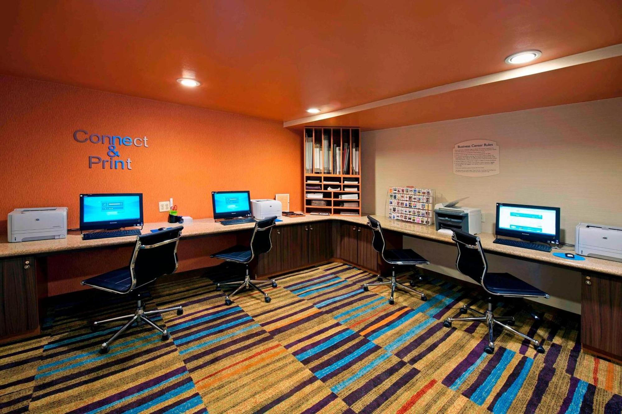 Fairfield By Marriott Jfk Airport Hotel 3*