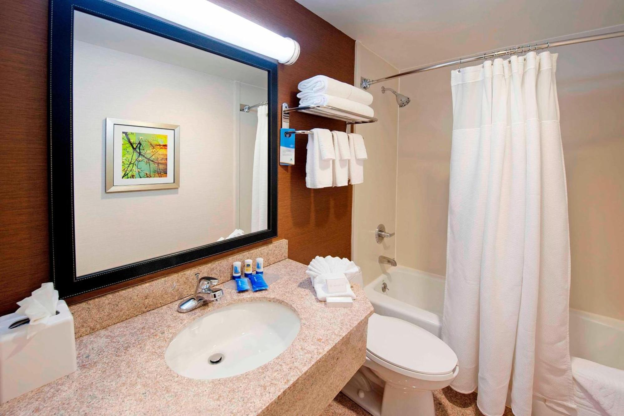 Hotel Fairfield By Marriott Jfk Airport New York