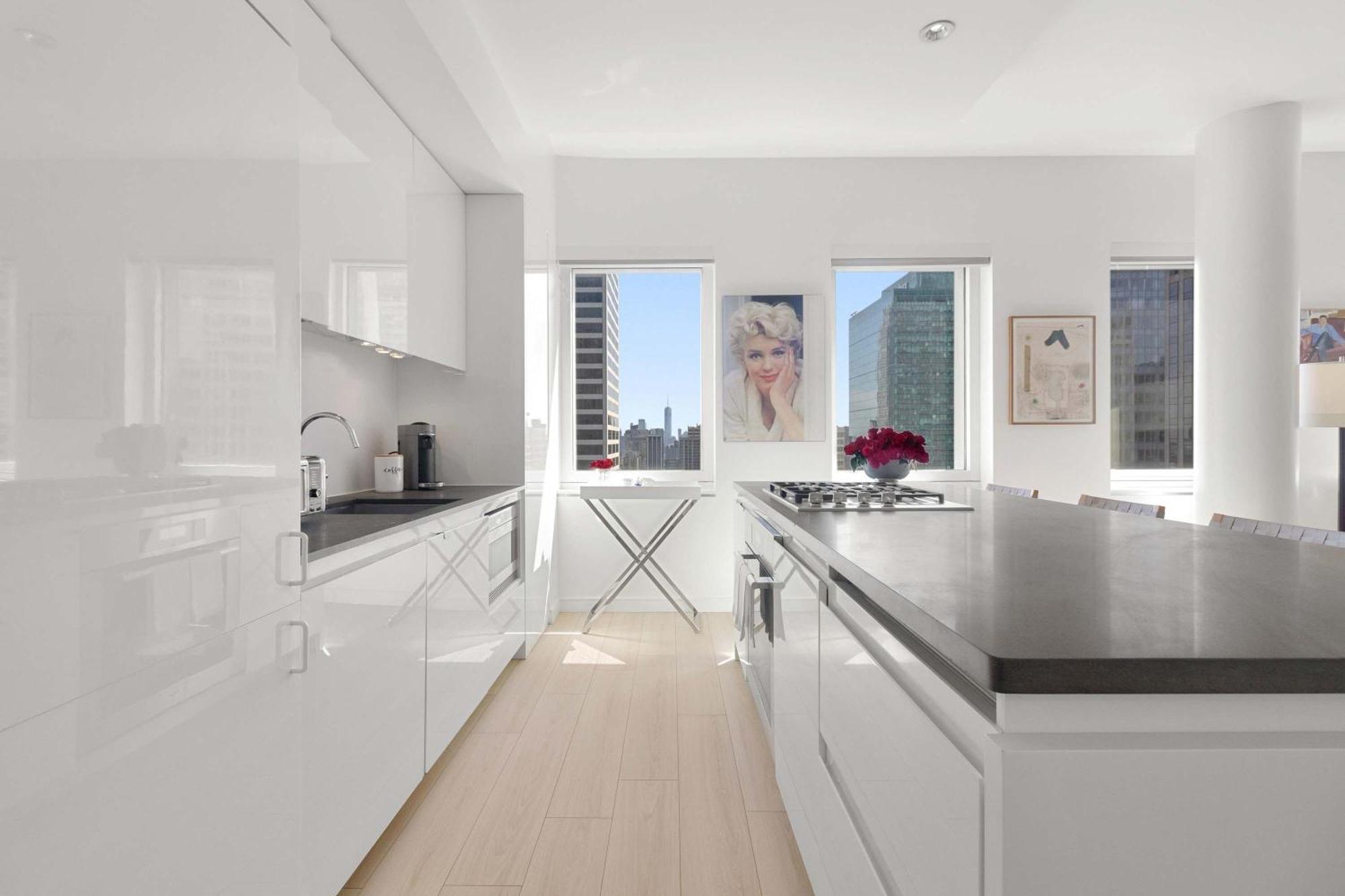 Heart Of Midtown West, Parking, Gym, Wd, Ac, Security *