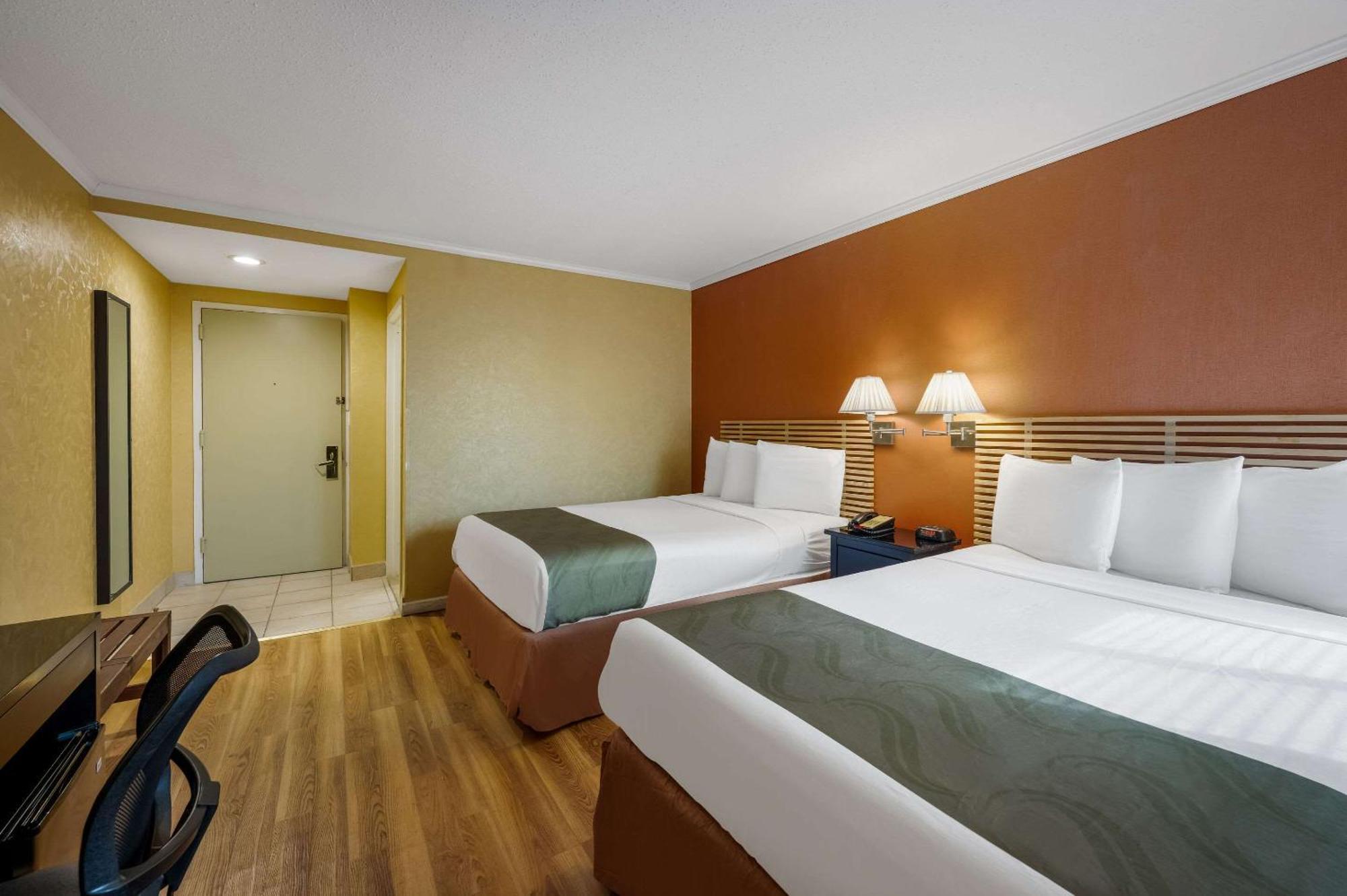 Quality Jfk Airport Rockaway Blvd Hotel New York