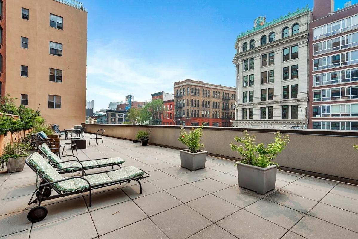 Stunning Nyc Views! Free Gym! Doorman! Terrace!
