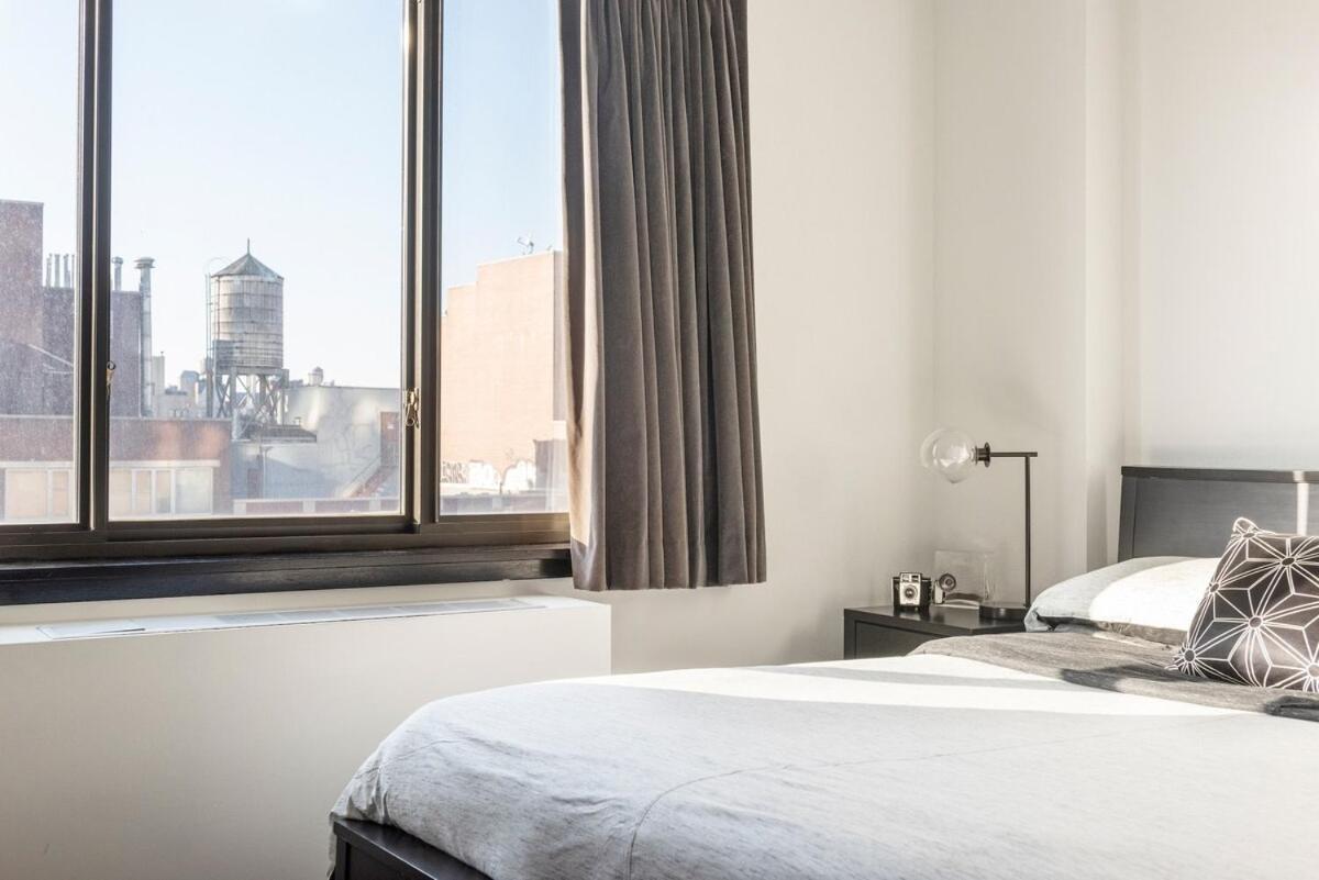 Apartment Stunning Nyc Views! Free Gym! Doorman! Terrace!