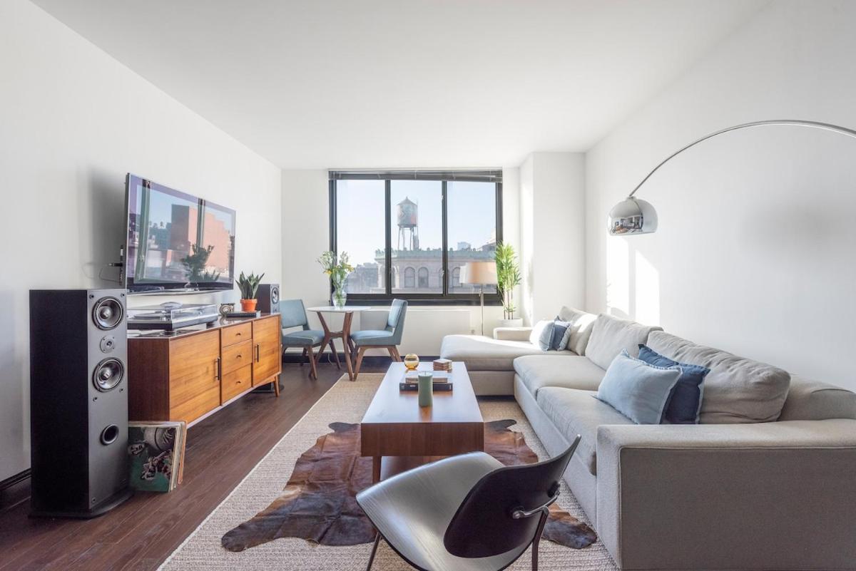 Apartment Stunning Nyc Views! Free Gym! Doorman! Terrace! New York