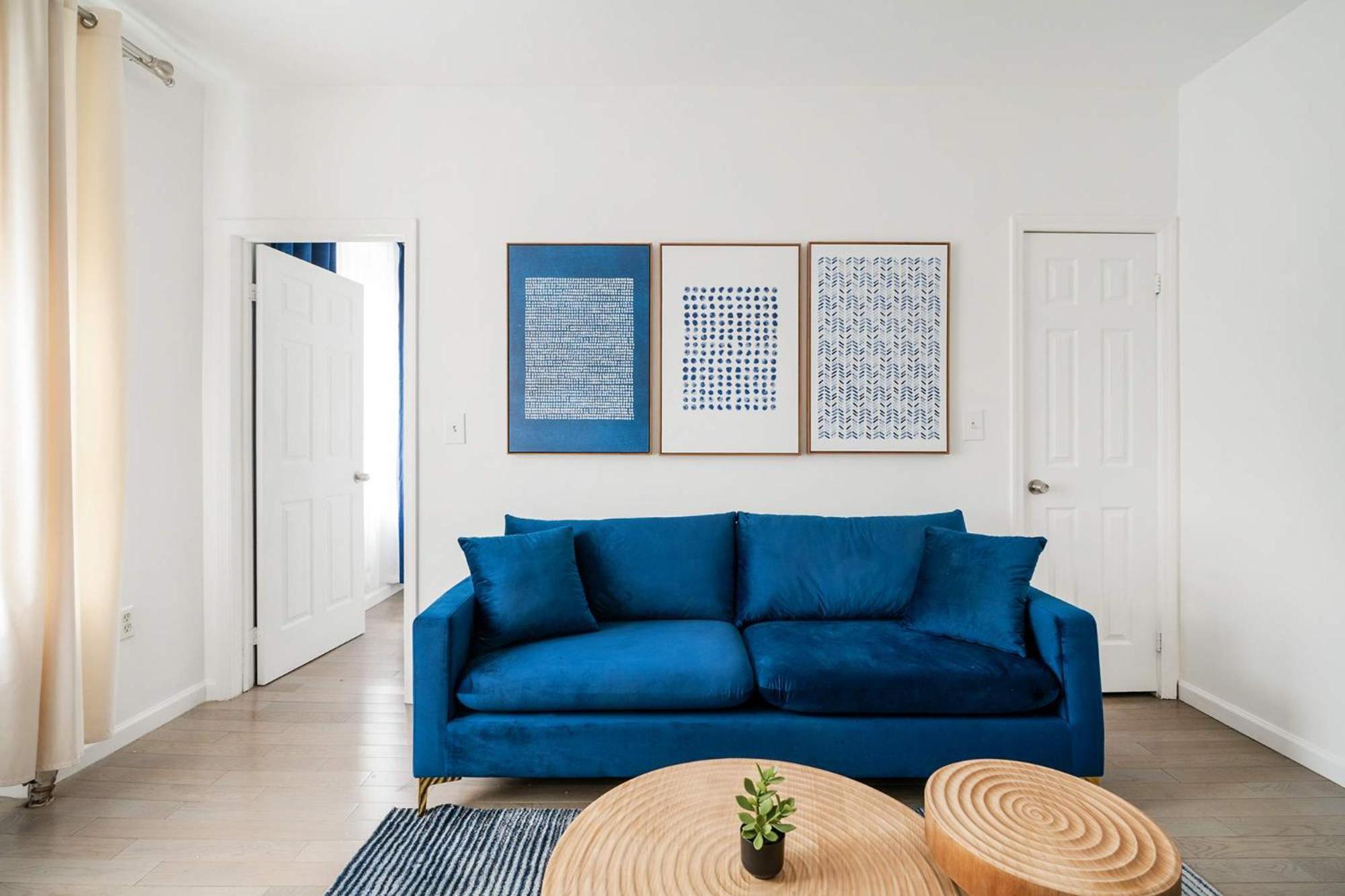 428-2e Newly Furnished 2br